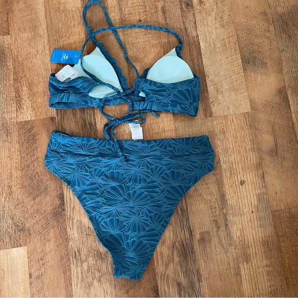 CUPSHE Bikini High Waisted Scalloped V Neck Two Pieces Swimsuit - Picture 5 of 6